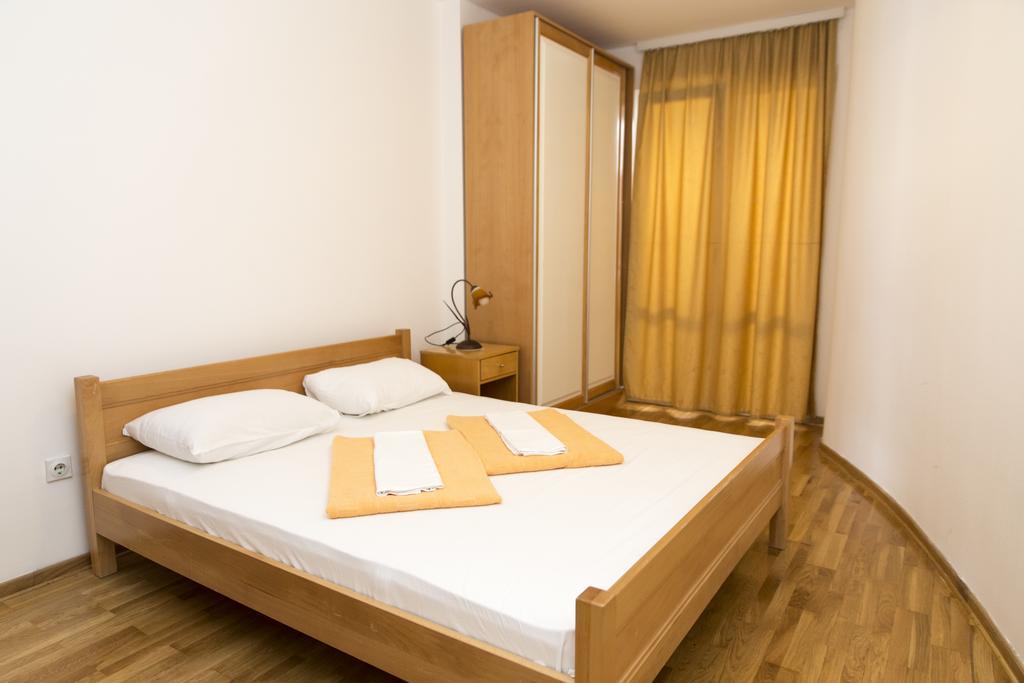 Ponta Apartment Рафаиловичи Екстериор снимка