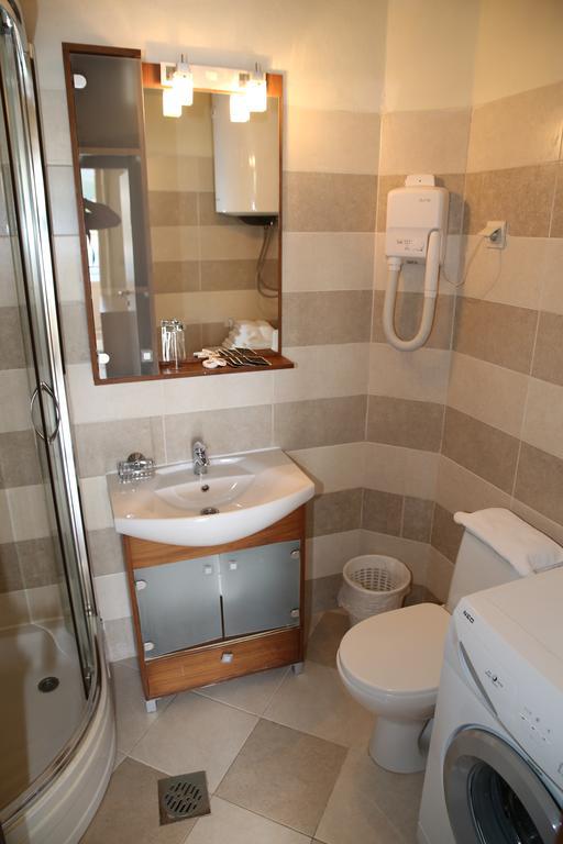 Ponta Apartment Рафаиловичи Екстериор снимка