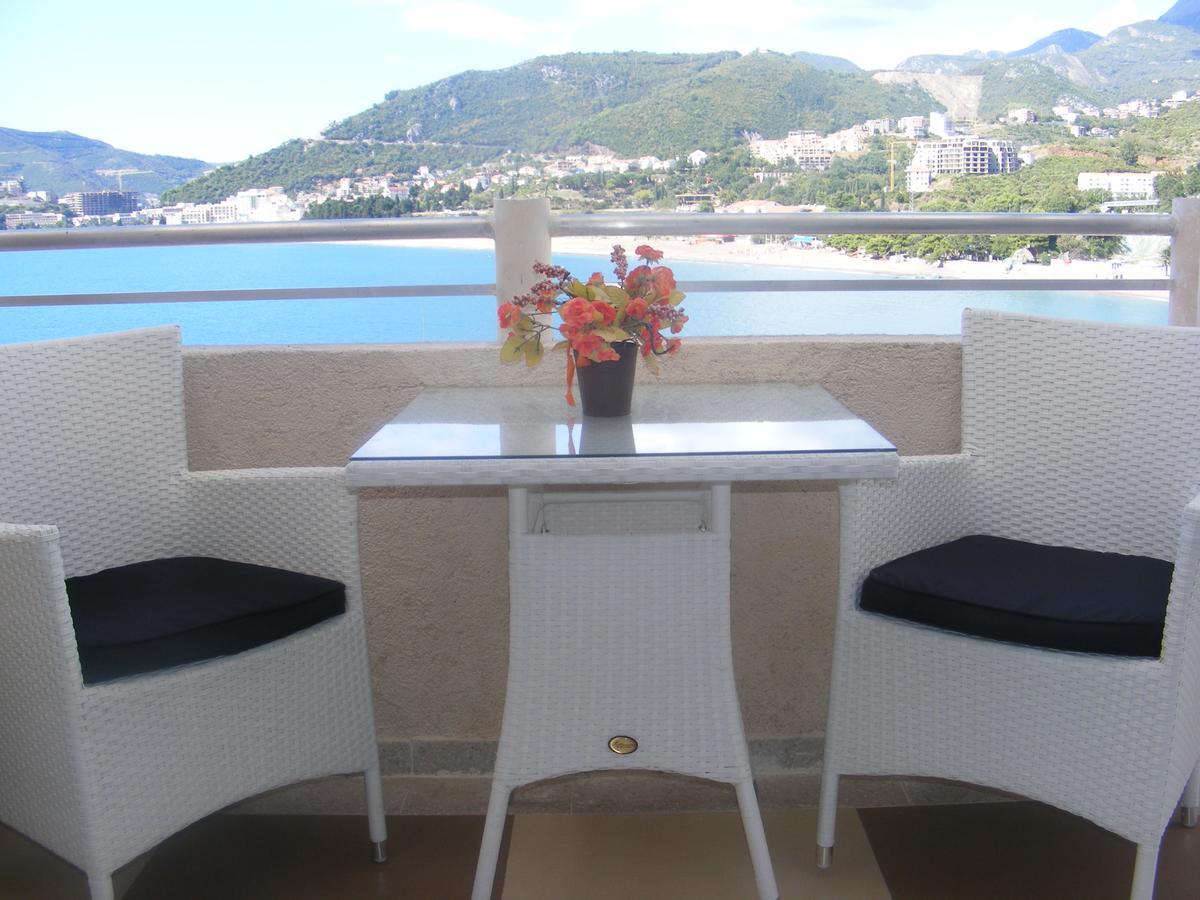 Ponta Apartment Рафаиловичи Екстериор снимка
