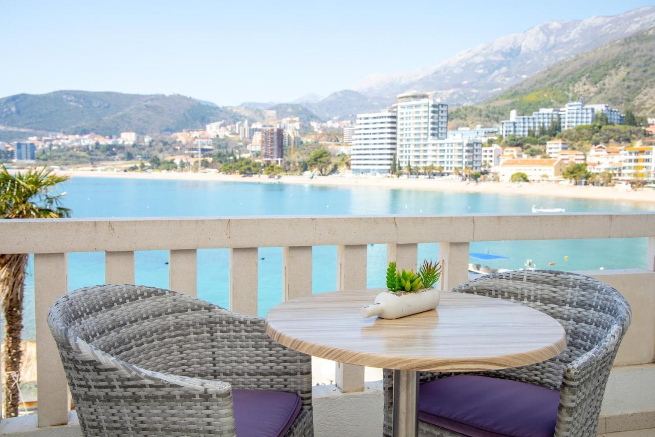 Ponta Apartment Рафаиловичи Екстериор снимка